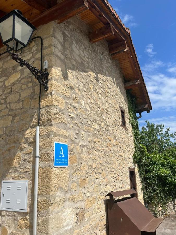 El Horno Albergue Manzanos מראה חיצוני תמונה
